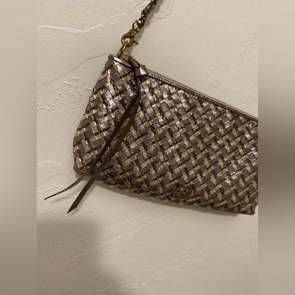 Elliot Lucca~Vtg~Metallic~Bronze/Gold/Taupe~Woven~Soft Leather~Crossbody~Handbag - Picture 7 of 16
